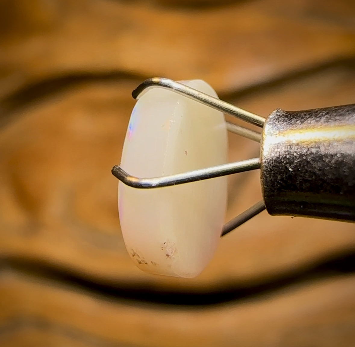 🔨 AUCTION 🔨 “Affordable Flagstone” 1.4cts - South Australian White Opal