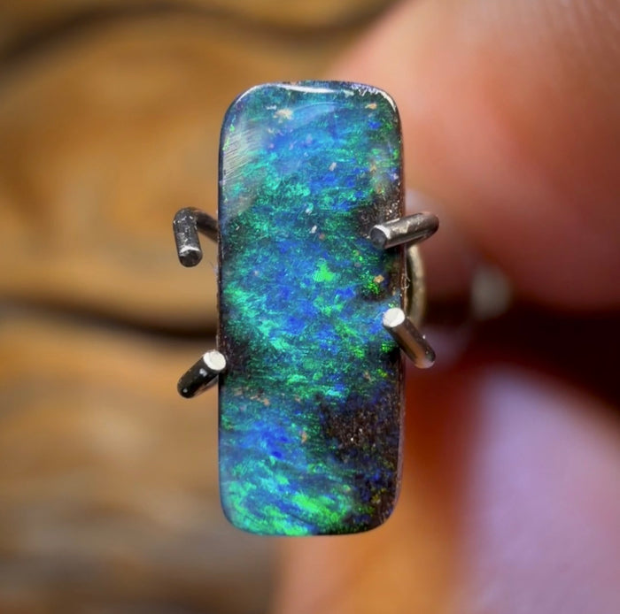 🔨 AUCTION 🔨 No Reserve 0.95cts - Queensland Boulder Seam Opal from Winton. Australian Opal