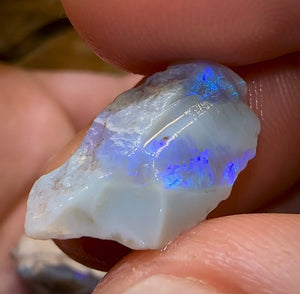 106.6cts - 11x Lightning Ridge Crystal and Dark Opal Rough Parcel