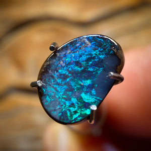 0.8cts - Queensland Boulder Seam Opal. Australian Opal