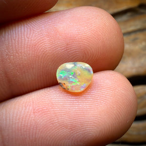 0.65cts - Yowah Nut Golden Crystal Opal