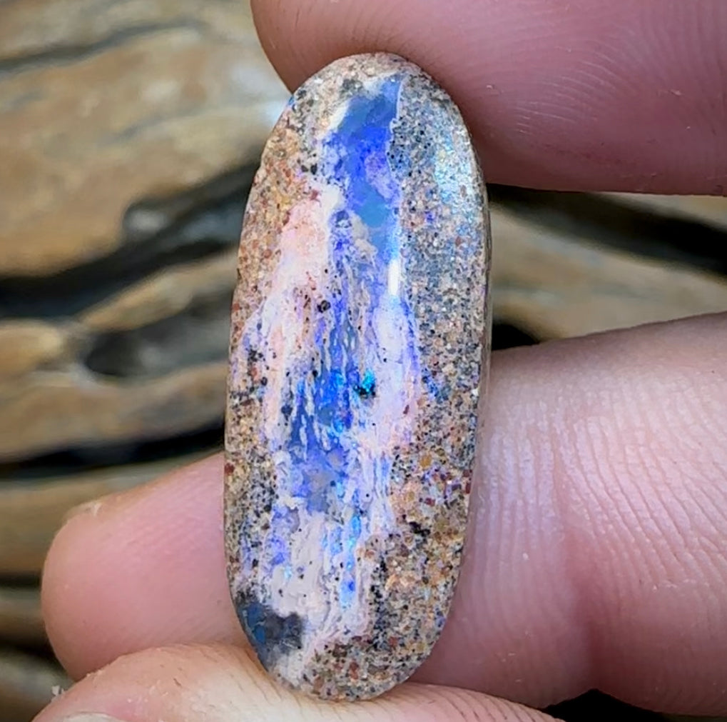 13.8cts - Bargain Solid Opal Boulder Pipe - Opalwhisperers