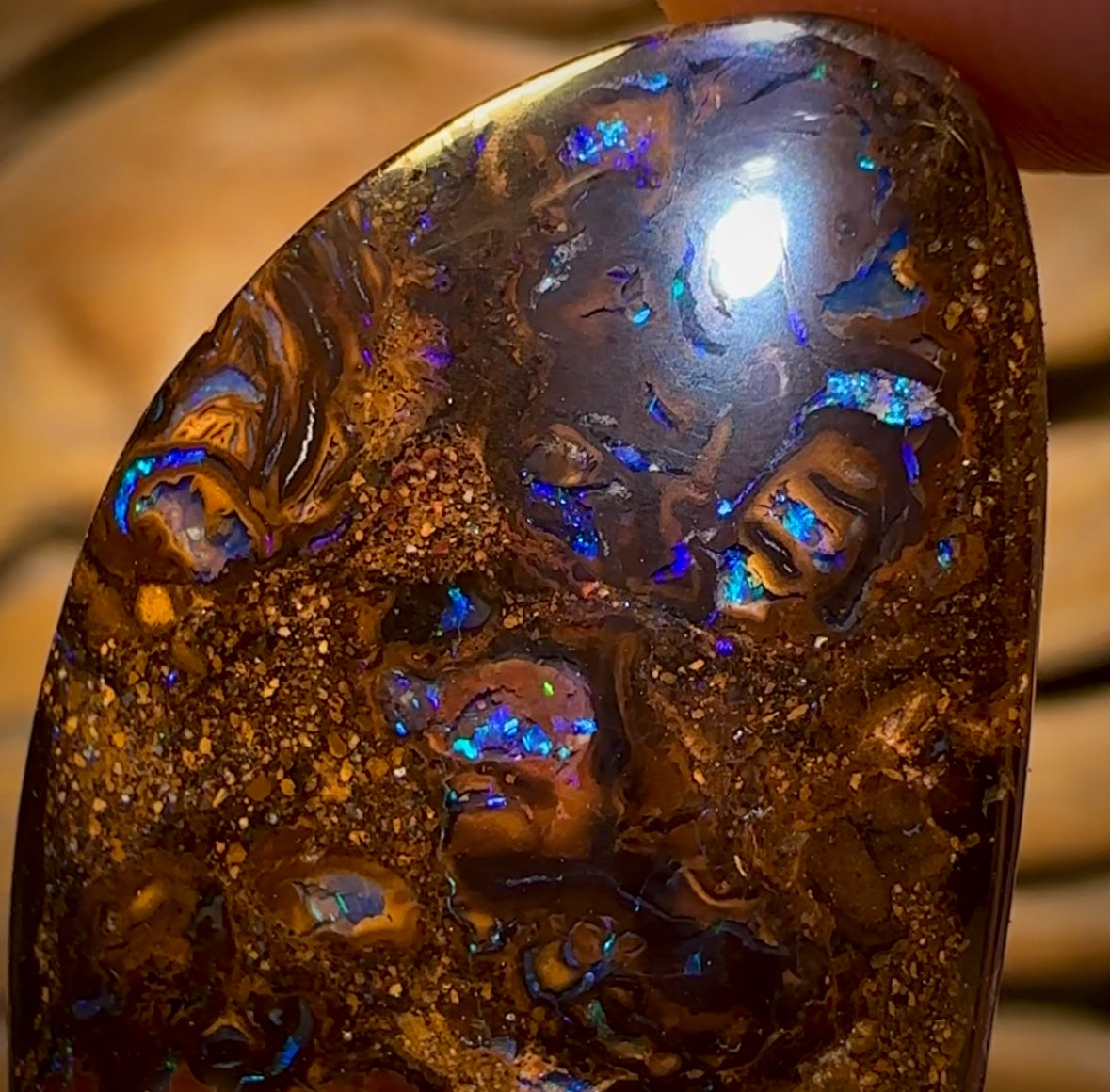 🔨 AUCTION 🔨 58.7cts - Tribal Australian Boulder Opal