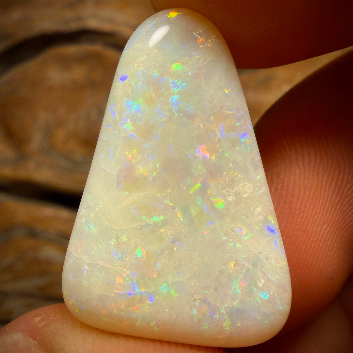 🔨 AUCTION 🔨 Reserve 💎 High Roller Banger Auction 💎 29.4Cts - White Opal. Vintage Cut
