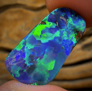 9,2 cts - Opale de Boulder Seam du Queensland, gemme bleu-vert d'une qualité exceptionnelle