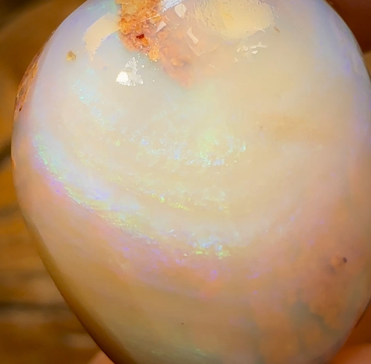 51.8cts - Boulder Pipe Opal Rub. Australian Opal