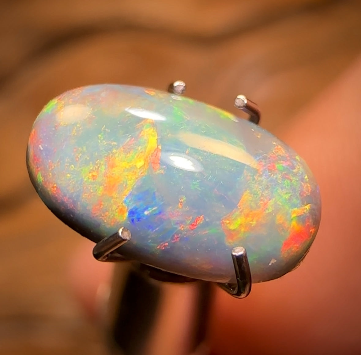 1.55cts - GEM Lightning Ridge Black Opal. Multicolours!