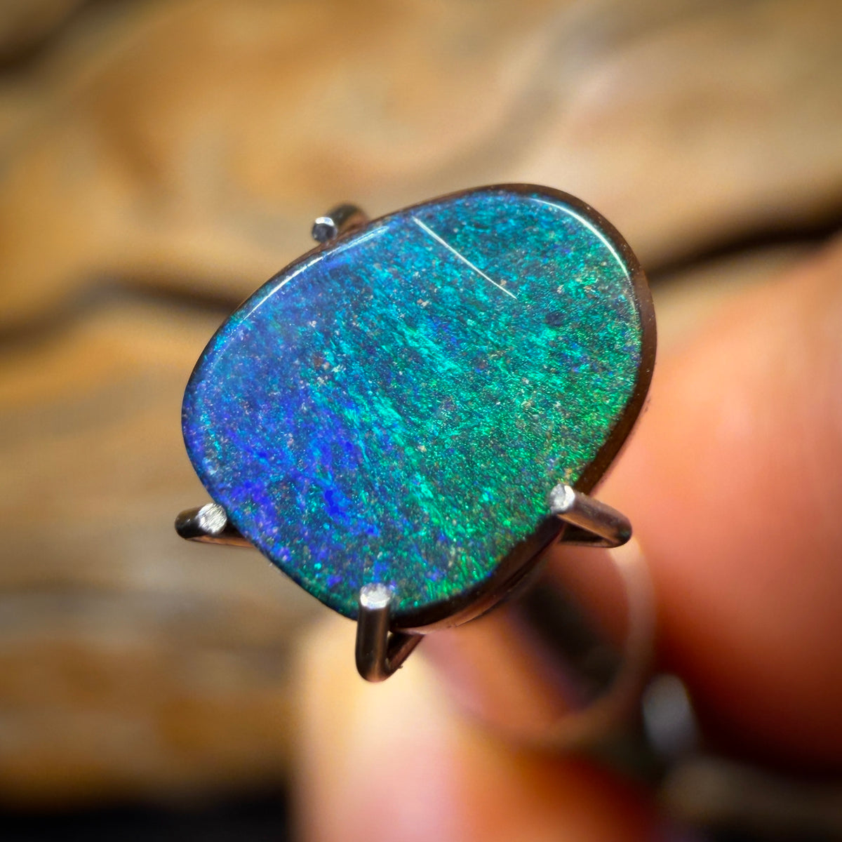 1.6cts - Queensland Boulder Seam Opal. Australian Opal