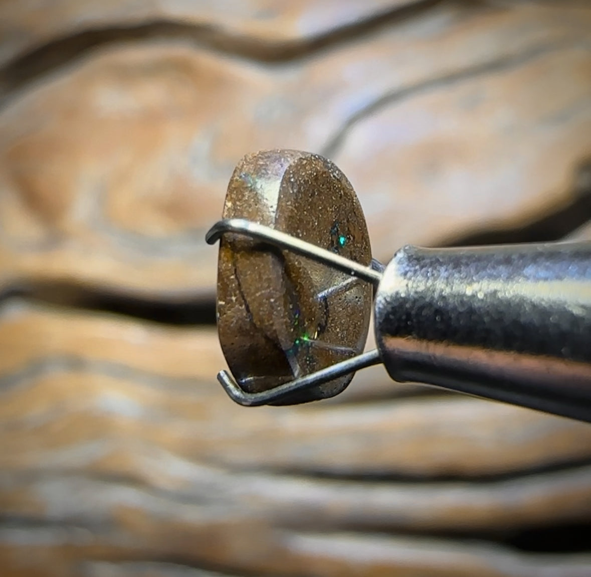 Auction Fall-Through = Your Gain! 🔥 Now More Than 50% Off RRP 🚨 2.1cts - Queensland Boulder Seam Opal