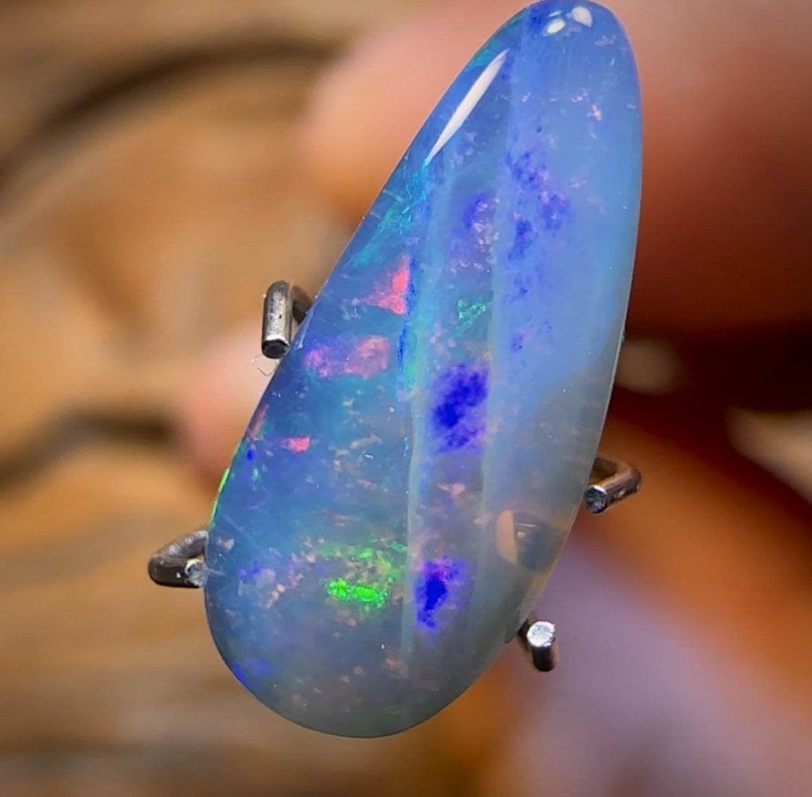 1.9cts - Queensland Boulder Seam Opal