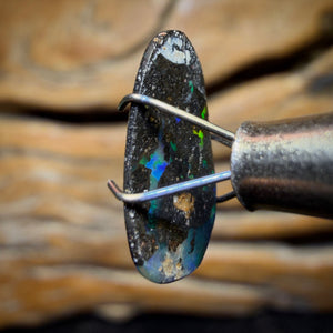2.1cts - Australian Boulder Seam Opal