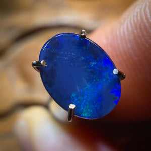 Wild Card! 0.9cts - Australian Boulder Opal Doublet
