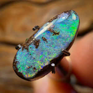 1.8cts - Queensland Boulder Seam Opal. Australian Opal