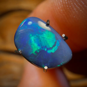 1.55cts - Australian Boulder Opal Doublet