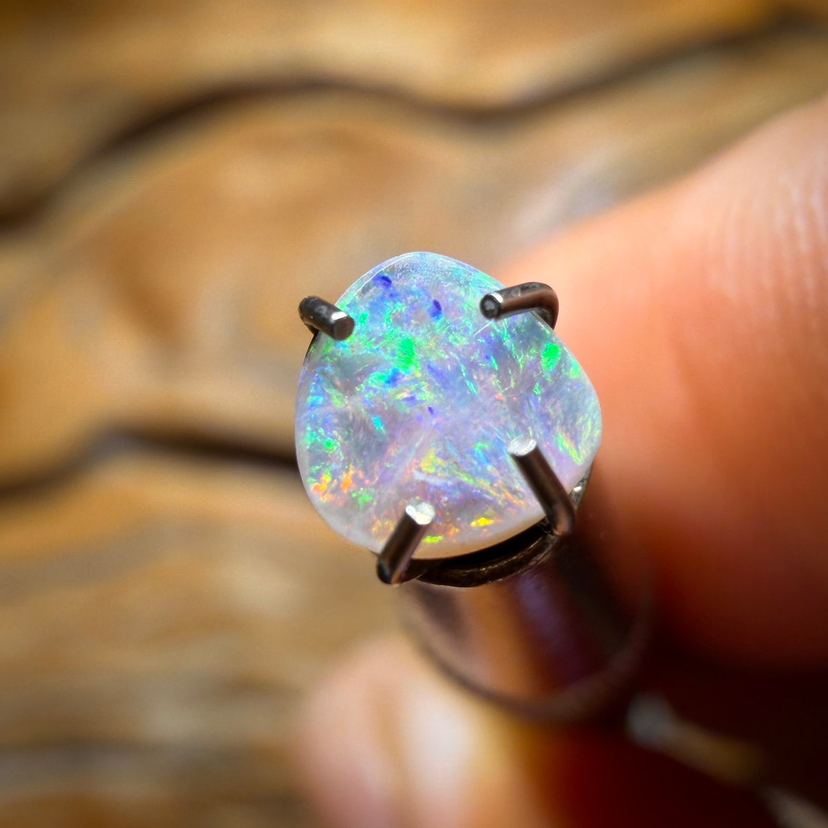0.15cts - Solid Australian Boulder Pipe Opal