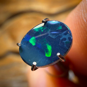 0.7cts - Lightning Ridge Opal Doublet