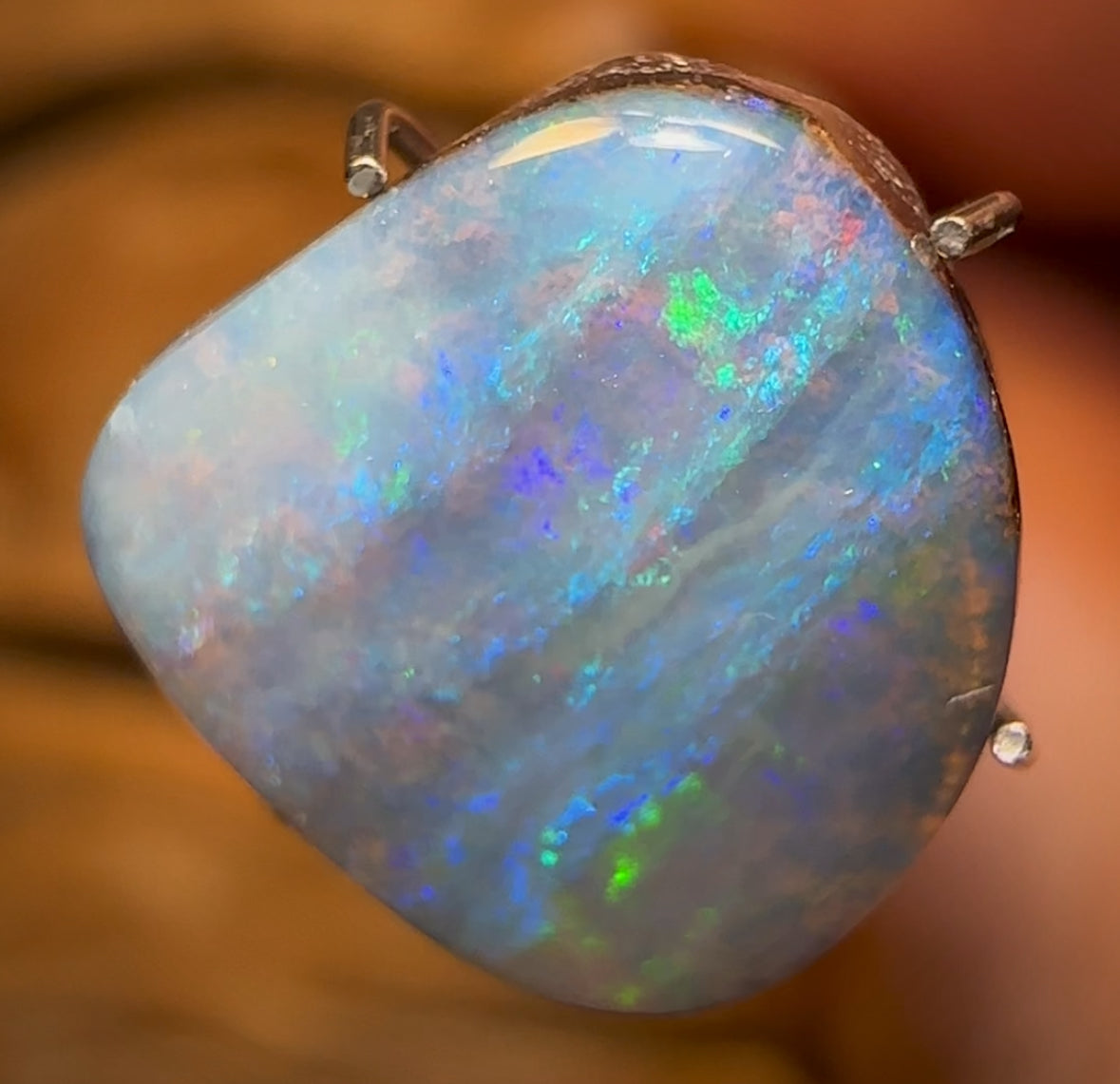 3.9cts - “Water Fall” Queensland Boulder Seam Opal
