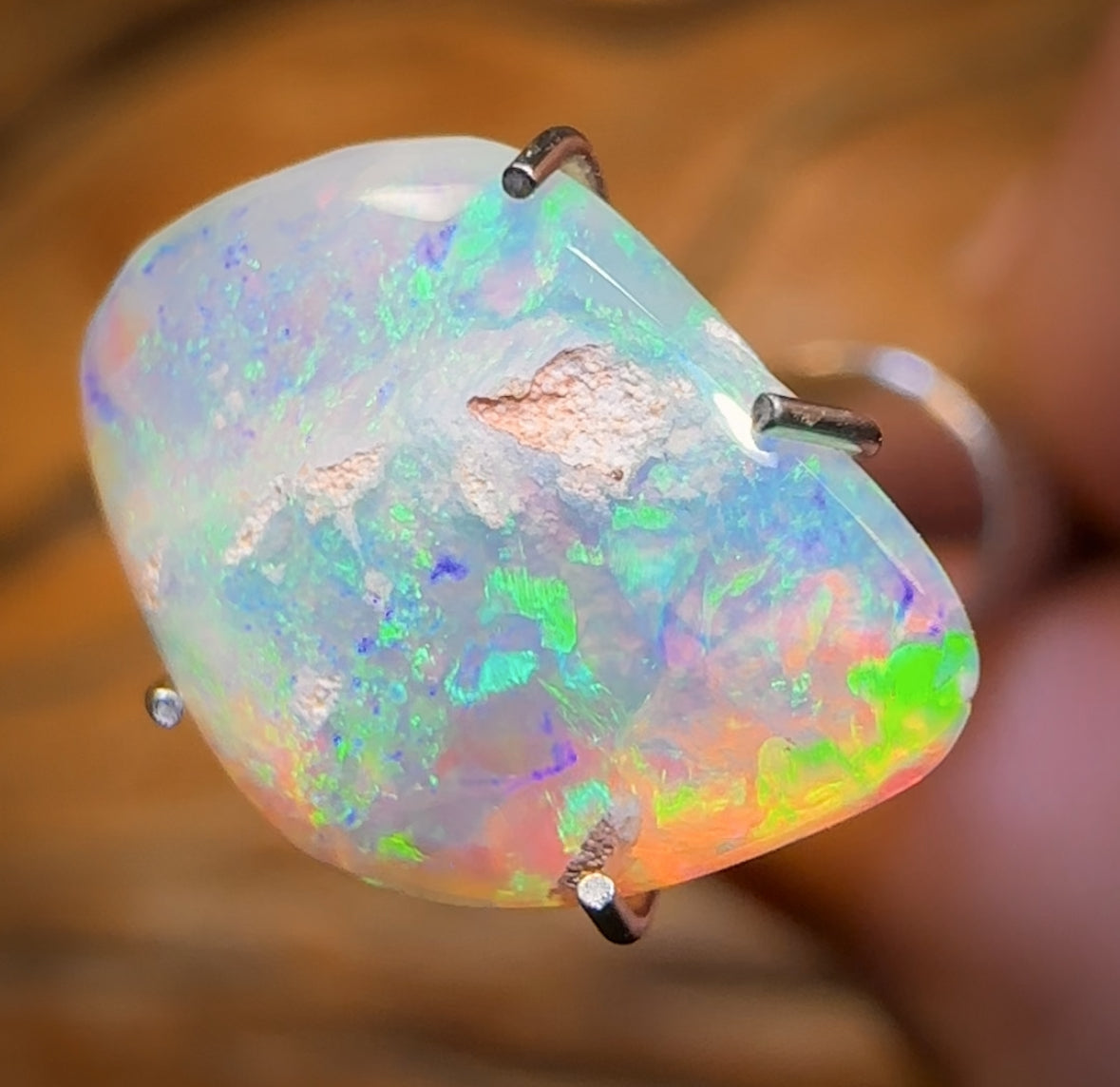 Auction Fall-Through = Your Gain! 🔥 Now More Than 50% Off RRP 🚨 2.45cts - South Australian Crystal Opal