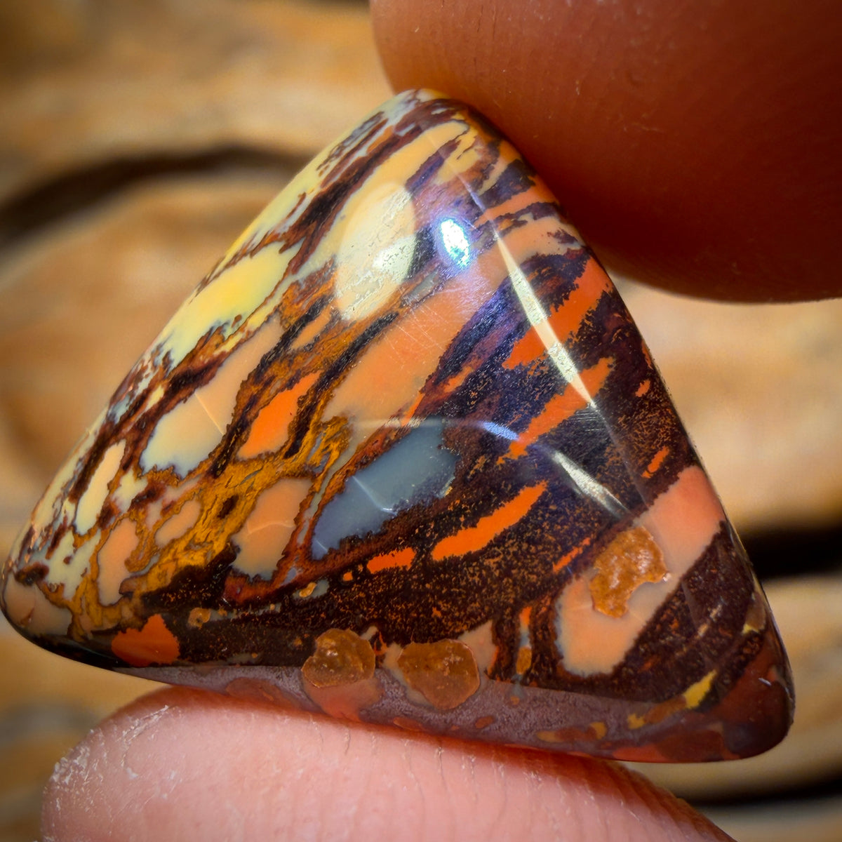 17.9cts -UNIQUE!  “Peak Tribal”Australian Boulder Opal from Yowah