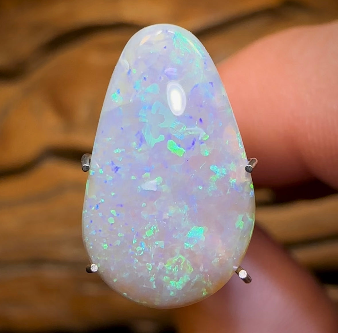 3.1cts - Dark Opal from Lightning Ridge - Opal Whisperers