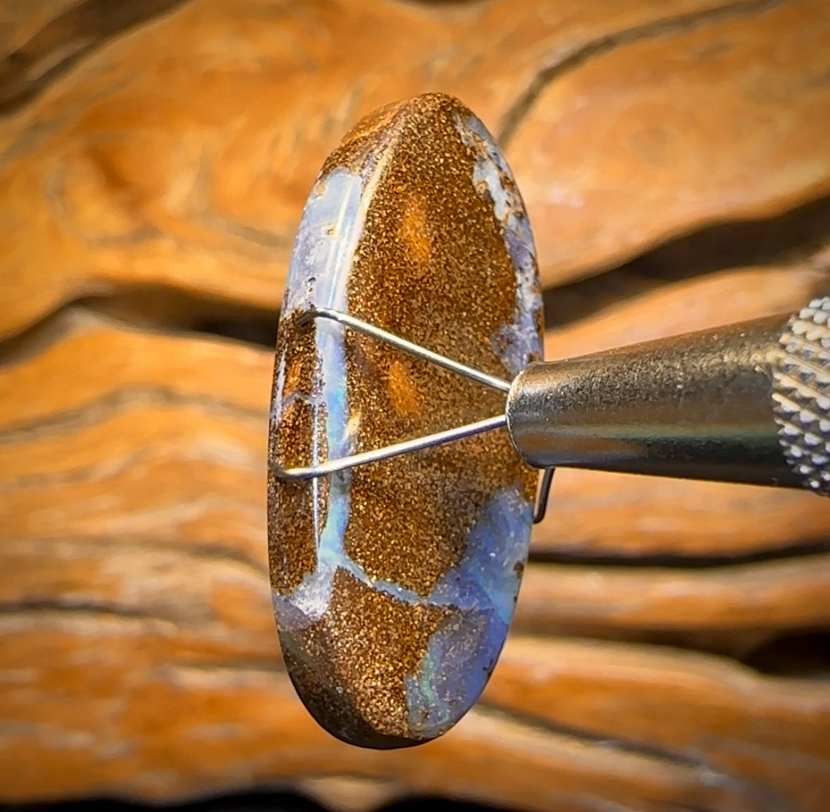 Auction Fall-Through = Your Gain! 🔥 Now More Than 50% Off RRP 🚨 22.1cts - “My Eyes on You” Queensland Boulder Seam Opal. Rockpool Pattern!