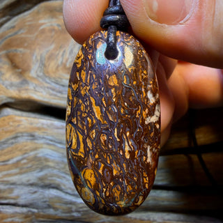 🔨 AUCTION 🔨 37 x 20mm - Drilled Tribal Queensland Boulder Opal Necklace