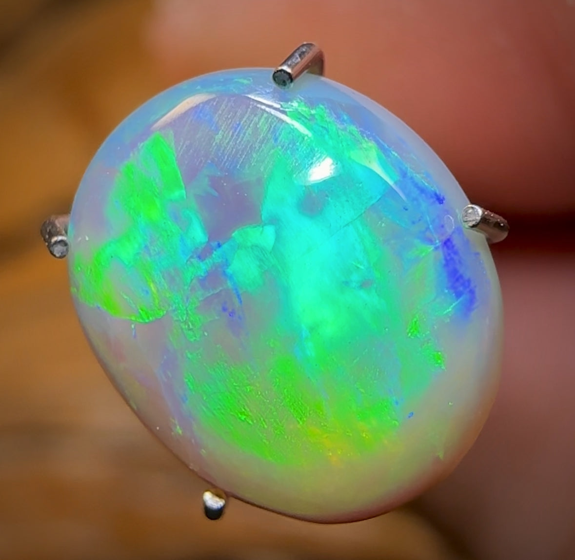 2.4cts - “Green flash 3” GEM Lightning Ridge Dark Opal