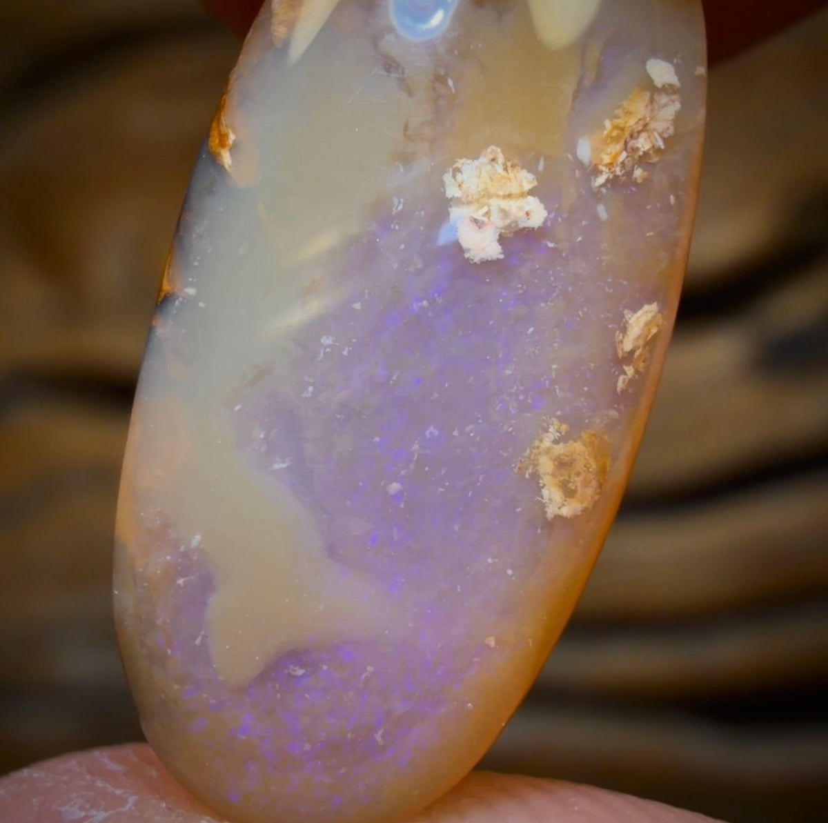 4.75cts - Solid Australian Boulder Pipe Opal