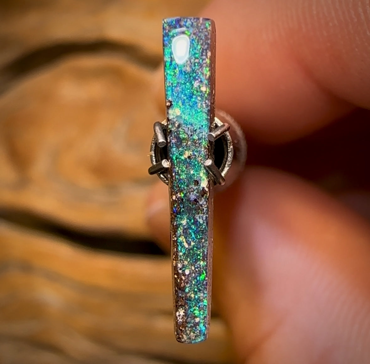 🔨 AUCTION 🔨 No Reserve 1.45cts - Queensland Boulder Seam Opal