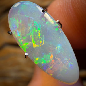 1,5 Karat - Südaustralischer Kristall-Opal aus Andamooka