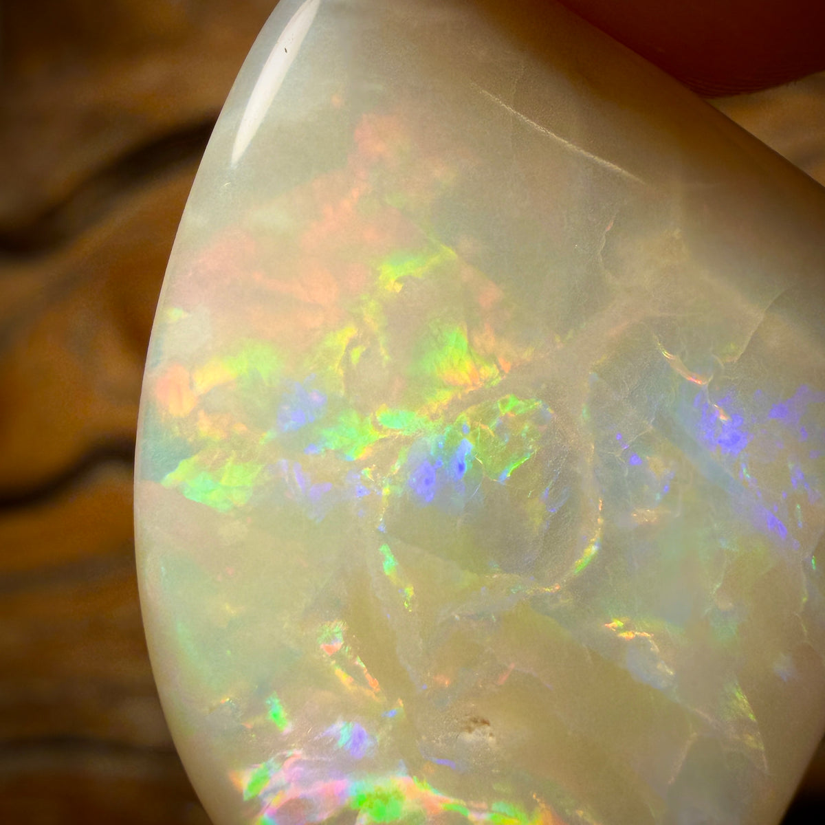 19.4cts - South Australian White Opal. Vintage Cut