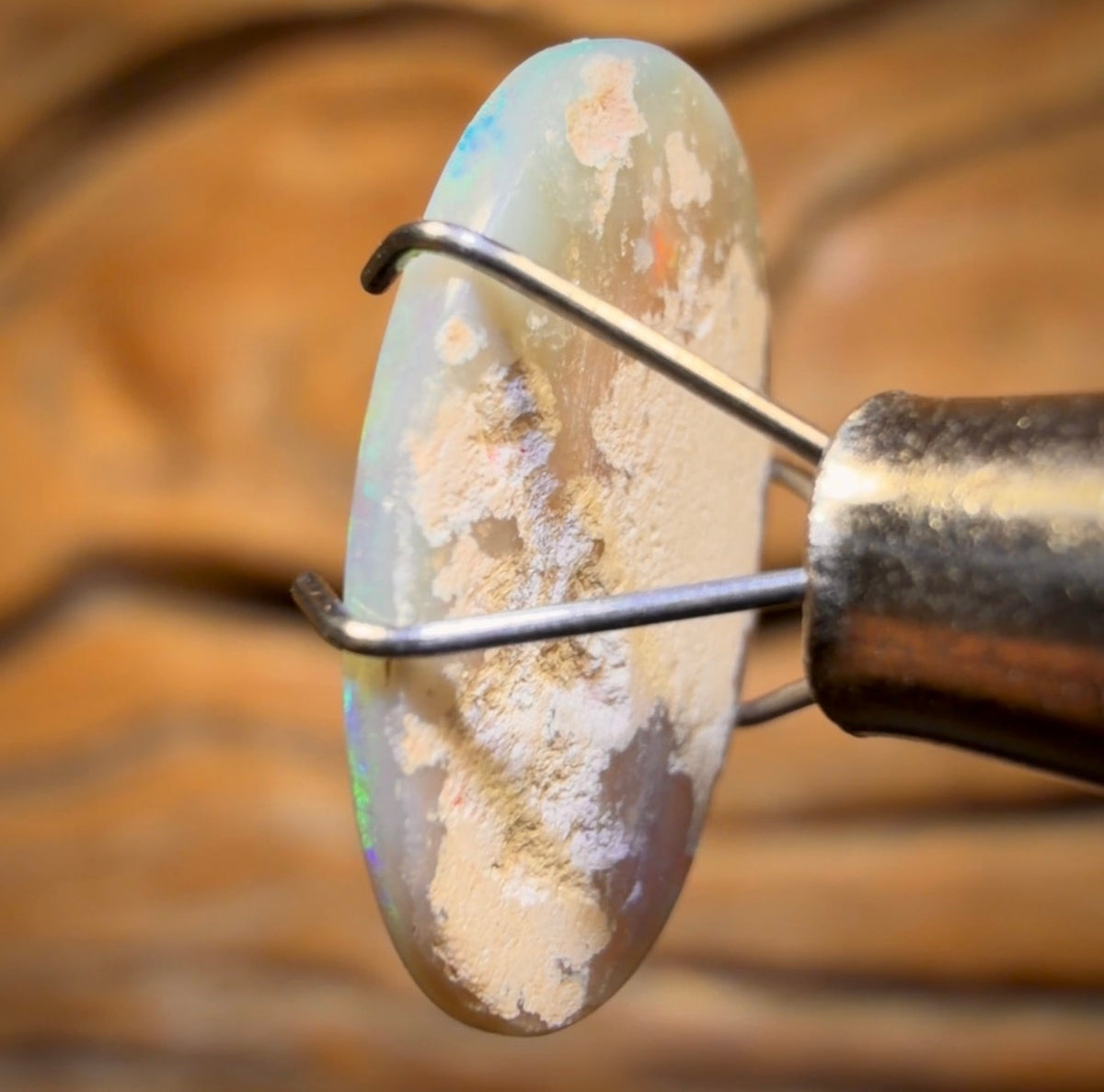 1.8cts - Lightning Ridge Light Opal