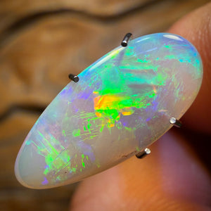 1,5 Karat - Südaustralischer Kristall-Opal aus Andamooka