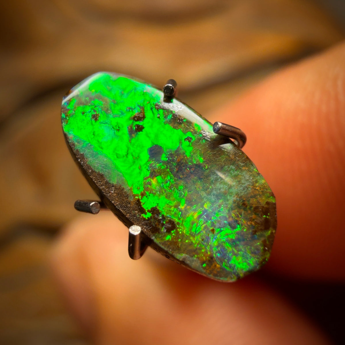 1.5cts - Green Lantern Australian Boulder Seam Opal