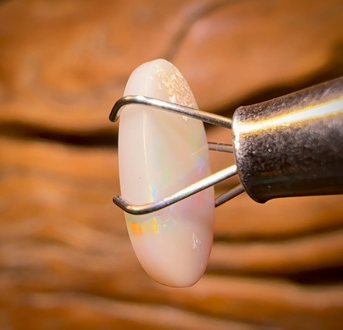 1.45cts - South Australian White Opal Rare Rolling Flag Pattern