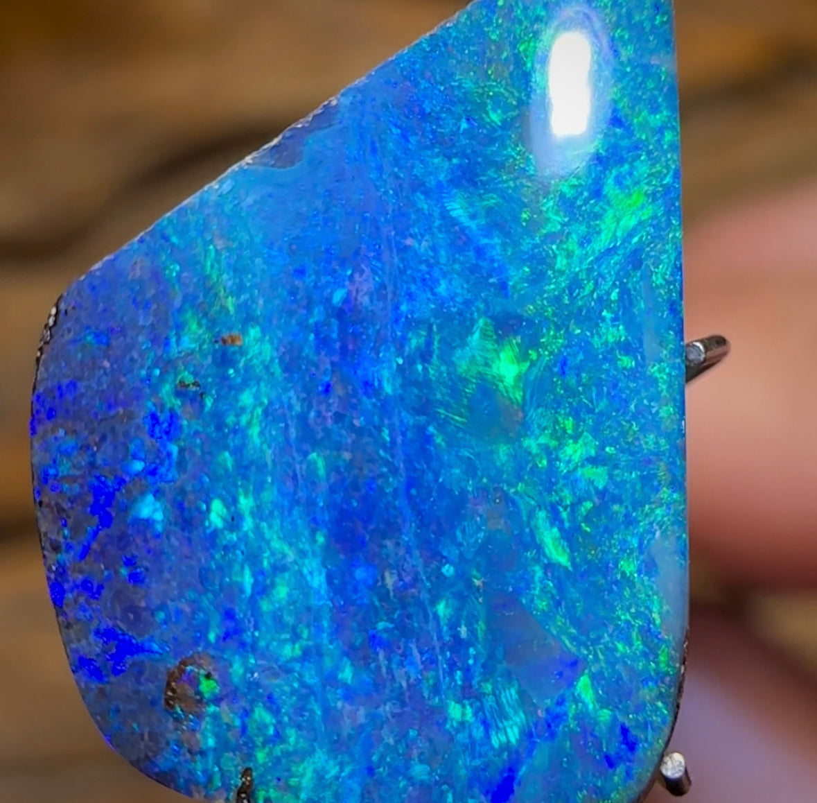 6.85cts - Australian Boulder Seam Opal. Full face - Opal Whisperers