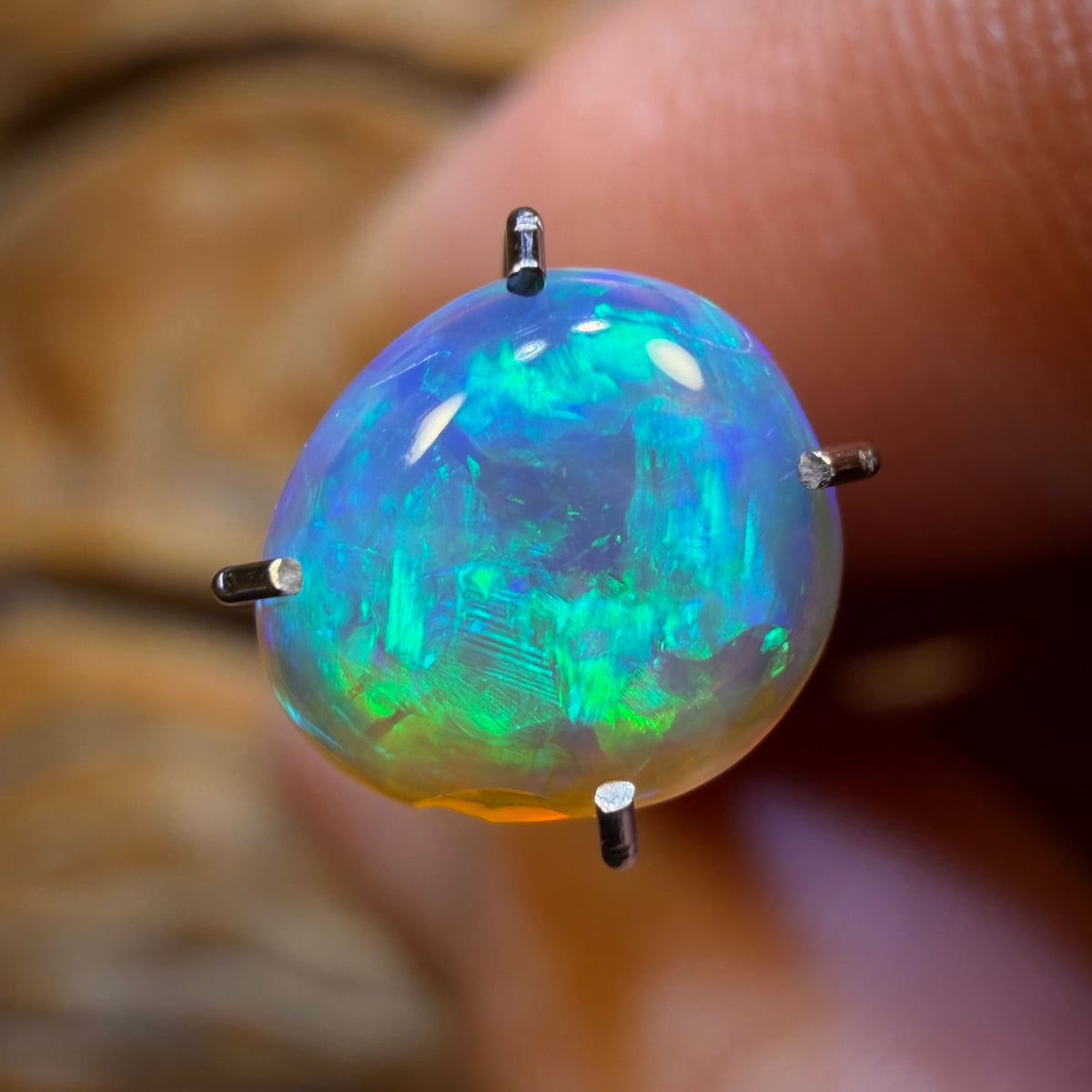 1.1cts - Lightning Ridge Crystal Opal