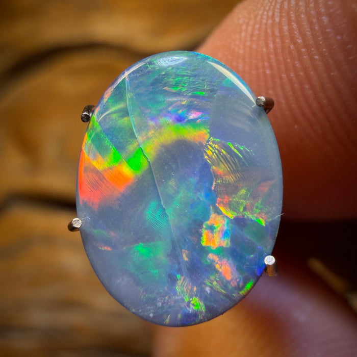 Auction 2.3cts - Australian Boulder Opal Doublet. RECUTTERS DELIGHT