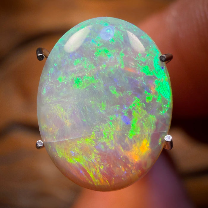 Auction 2.3cts - Lightning Ridge Crystal Opal