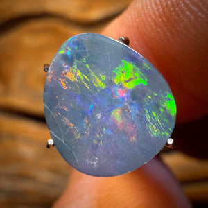 Auction 2.7cts - Lightning Ridge Opal Doublet. RECUTTERS DELIGHT