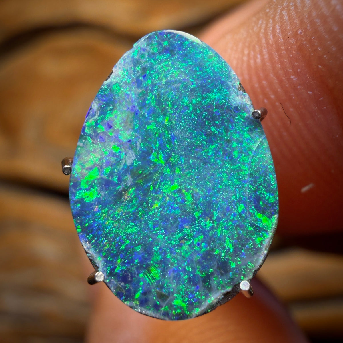 Auction 3.25cts - Australian Boulder Opal Doublet. RECUTTERS DELIGHT