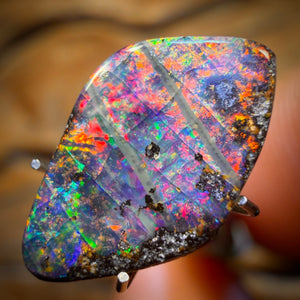 🔨 AUCTION 🔨 3.8cts - Queensland Boulder Seam Opal