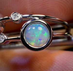 14k White Gold - “Bubble” Solid South Australian Crystal Opal Ring