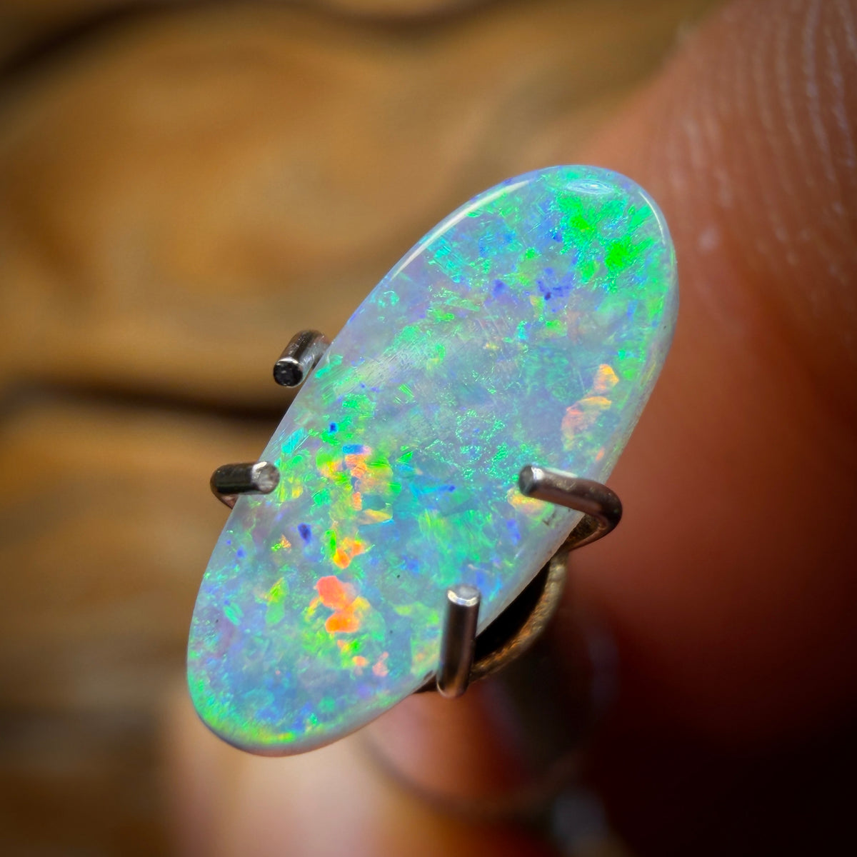 0.65cts - Lightning Ridge Dark Opal