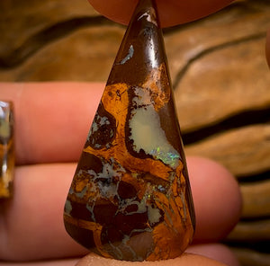 25.6cts - Cool Pattern Queensland Boulder Opal Set