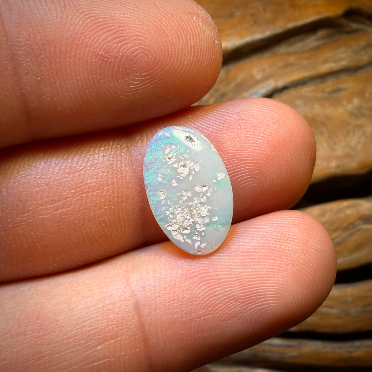 2.1cts - Lightning Ridge Crystal Opal