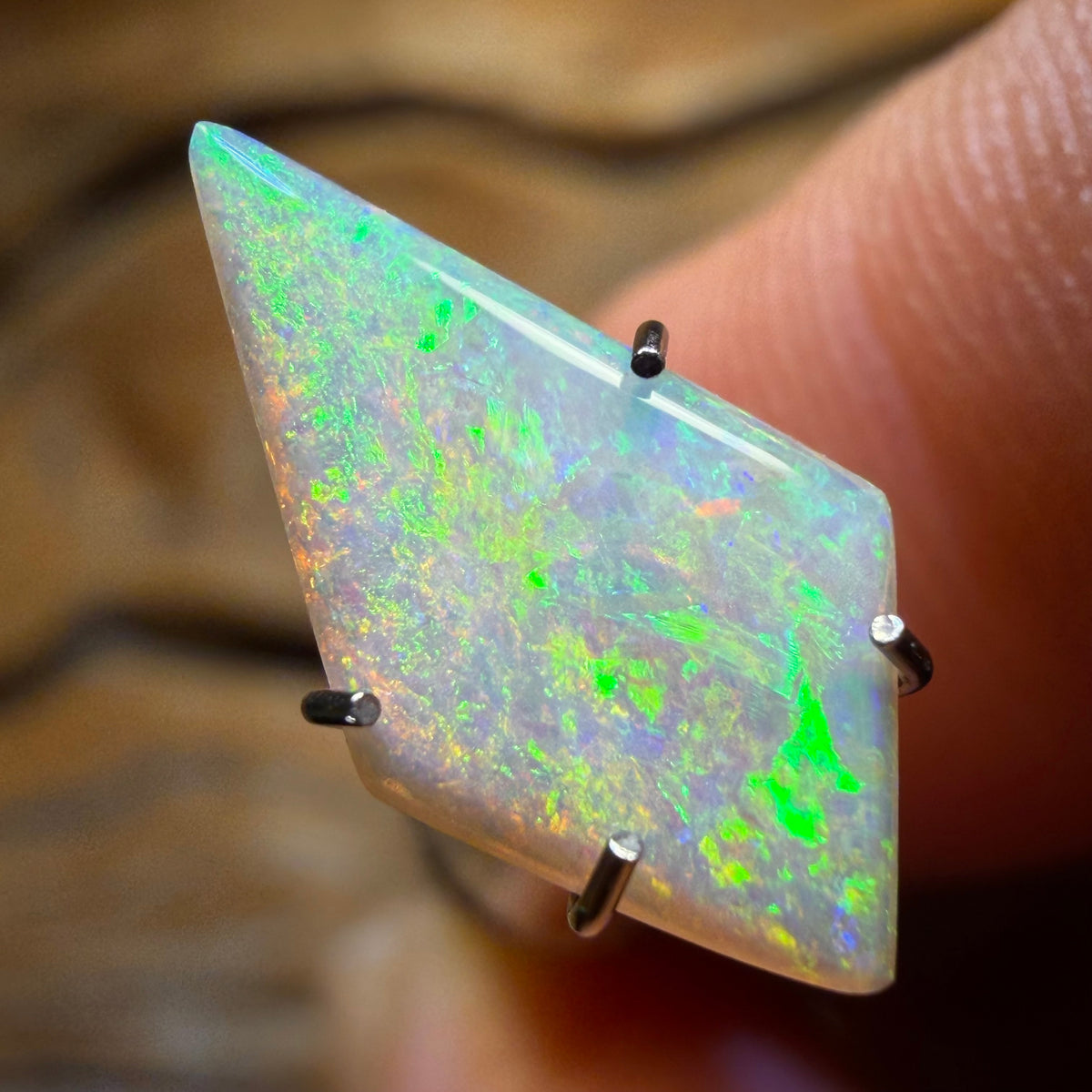 0.9cts - South Australian Crystal Opal Old School Cut Double Sided