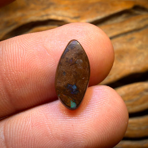 30% Off 2.3cts - Australian Boulder Seam Opal. Reef Pattern