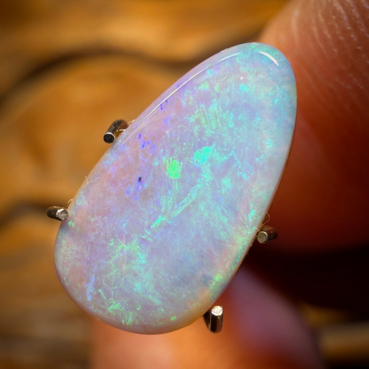 2.2cts - Queensland Boulder Seam Opal. Australian Opal