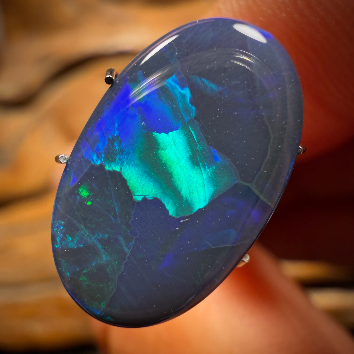 6.3cts - Black Opal from Lightning Ridge